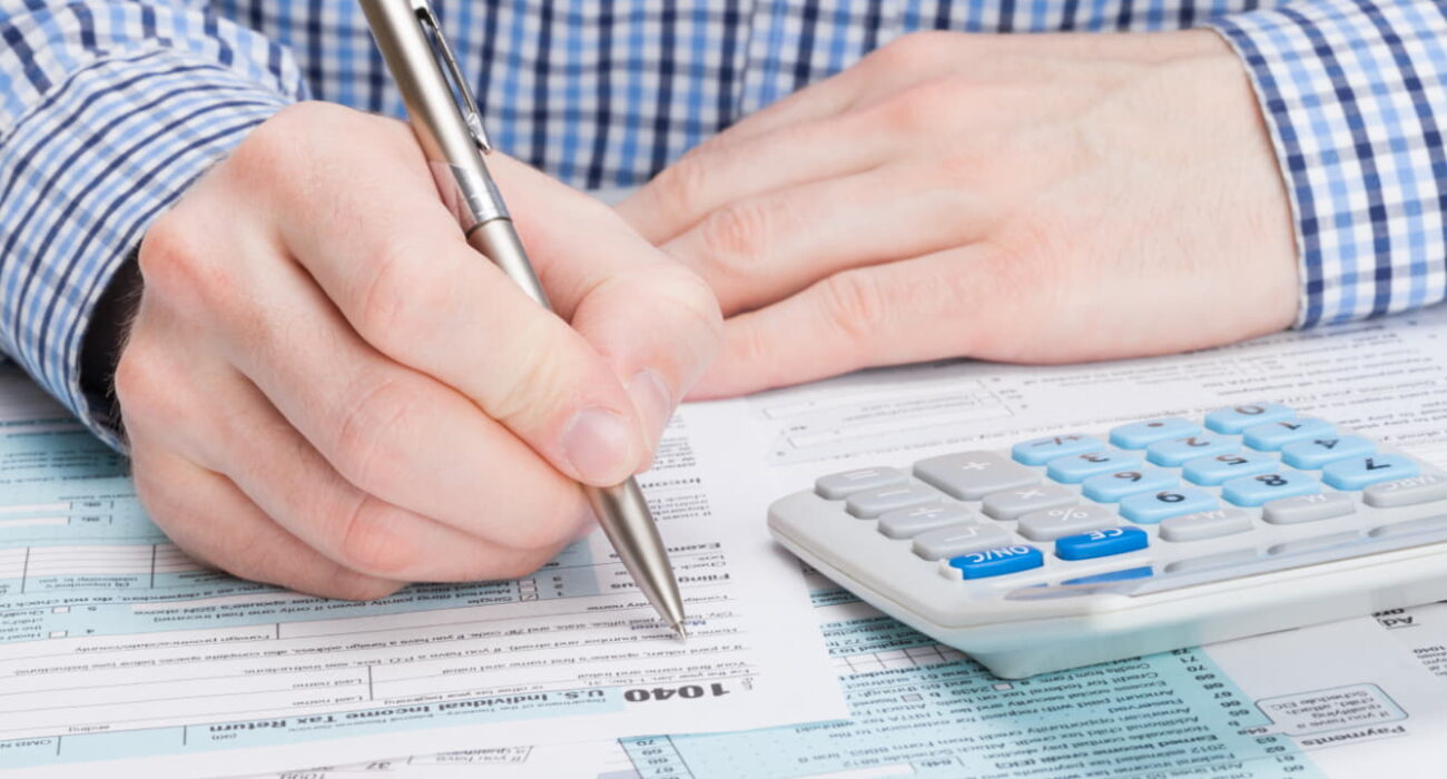 Crunching the Numbers: How a Refund Tax Calculator Can Help You Plan Ahead